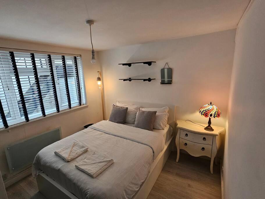 Appartamento Peaceful And Elegant Londra Esterno foto